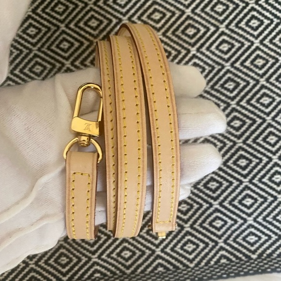 Spontini Monogram - Picture 8 of 16